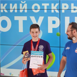 Роботы-гонщики, футбол и интеллектуальное сумо: в Минске прошел роботурнир